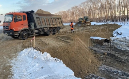 Продолжаются работы по капитальному ремонту федеральной трассы А-321 вблизи с.Мамонтово