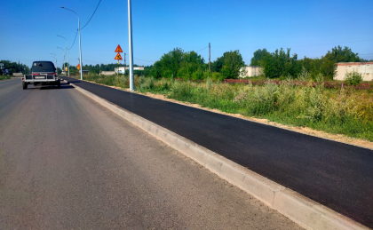 На ул.Зеленой в г.Заринске завершаются работы по устройству тротуаров